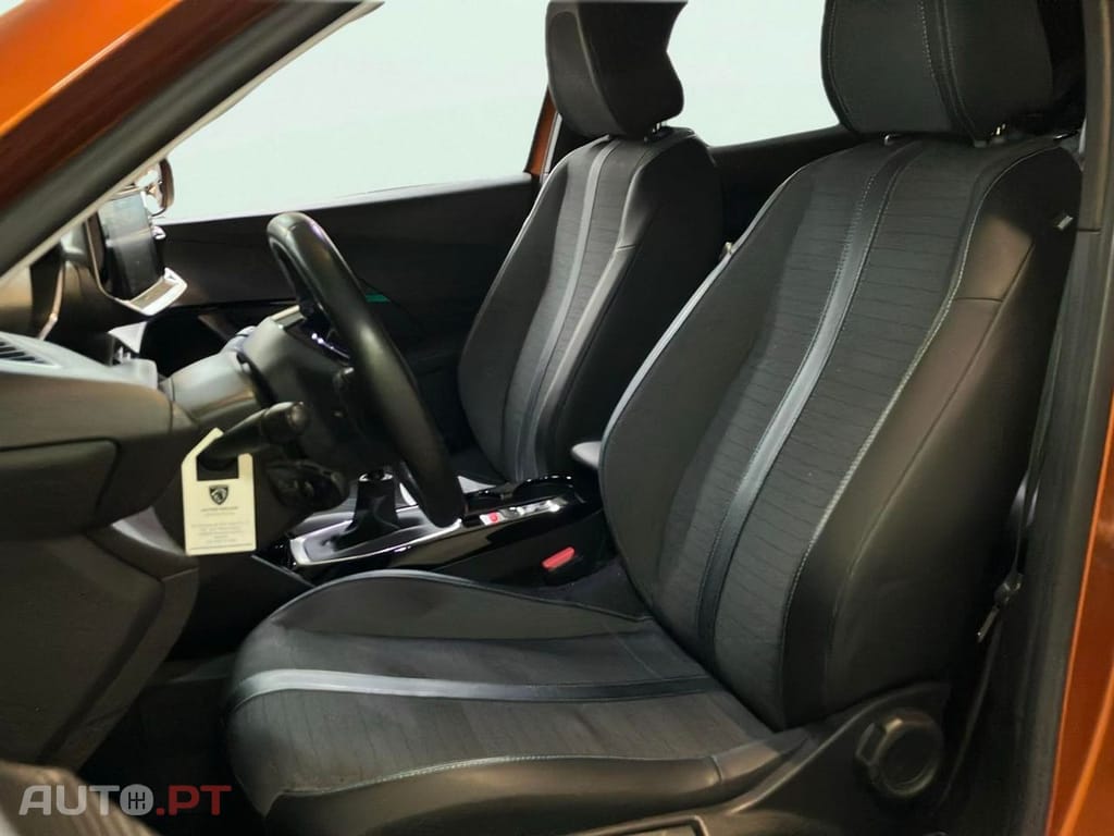 Peugeot 2008 1.2 PureTech Allure