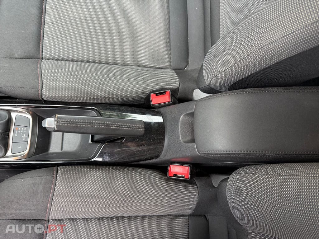 Citroen C4 Cactus 1.2 SHINNE EAT6