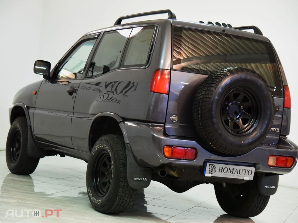 Nissan Terrano II 2.7TD AC