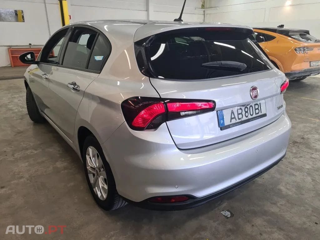 Fiat Tipo 1.3 M-Jet Lounge