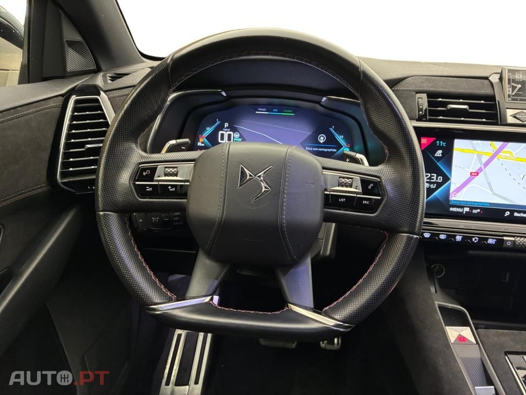 DS DS7 Crossback E-Tense Performance Line+ EAT8
