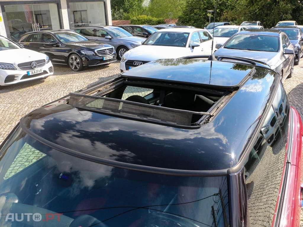 MINI Cooper John Cooper Works