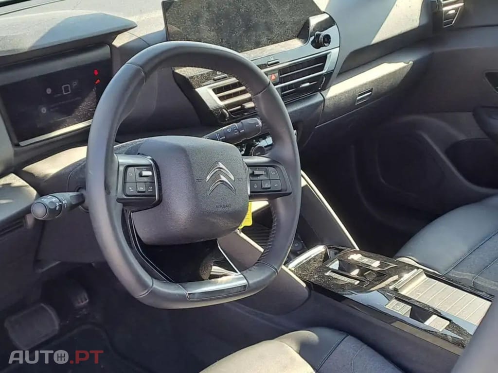 Citroen e-C4 X SHINE