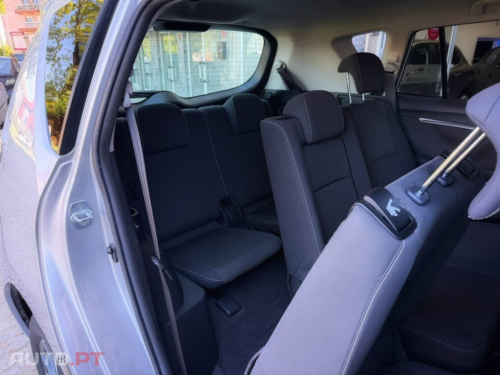 Toyota Verso 2.0 D-4D Exclusive+GPS