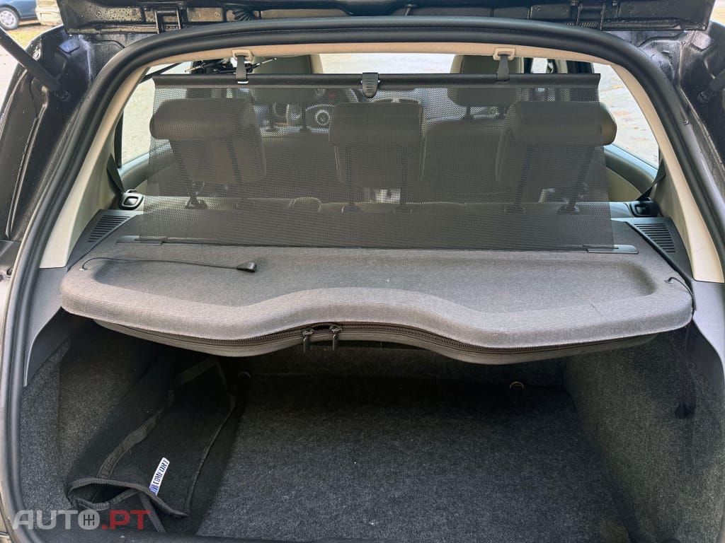 Renault Clio 1.6 INITIALE Automático 80mikm