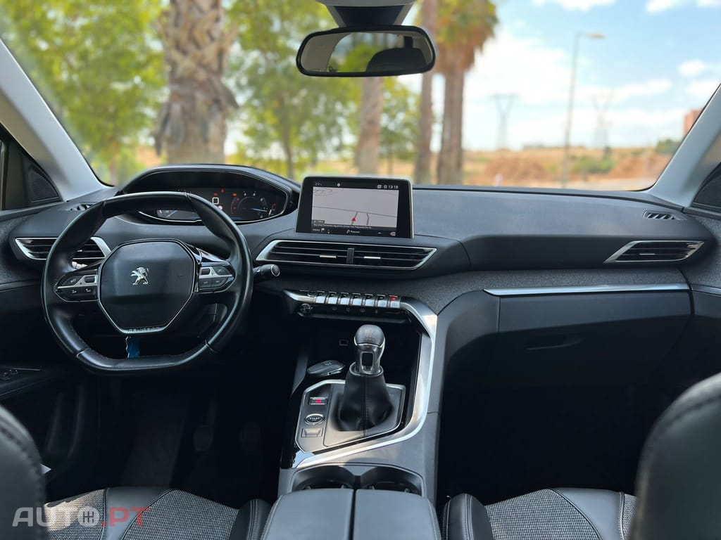 Peugeot 3008 1.5 BlueHDI