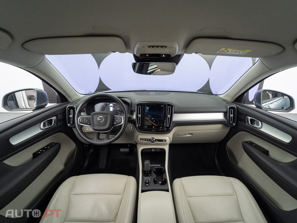 Volvo XC40 1.5 T5 PHEV Inscription Expression