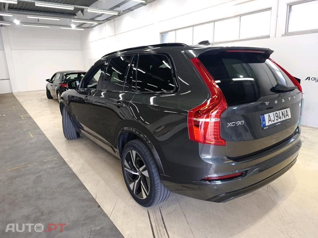Volvo XC90 2.0 T8 PHEV R-Design AWD
