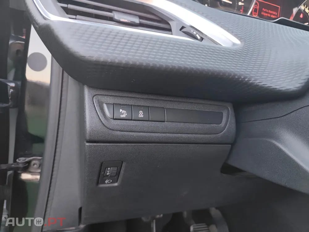 Peugeot 2008 1.2 PureTech Style