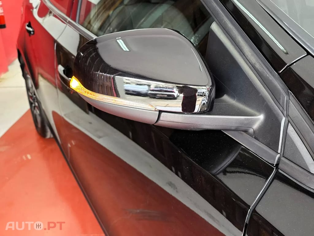 Volvo V40 Cross Country 2.0 D2 Momentum Geartronic