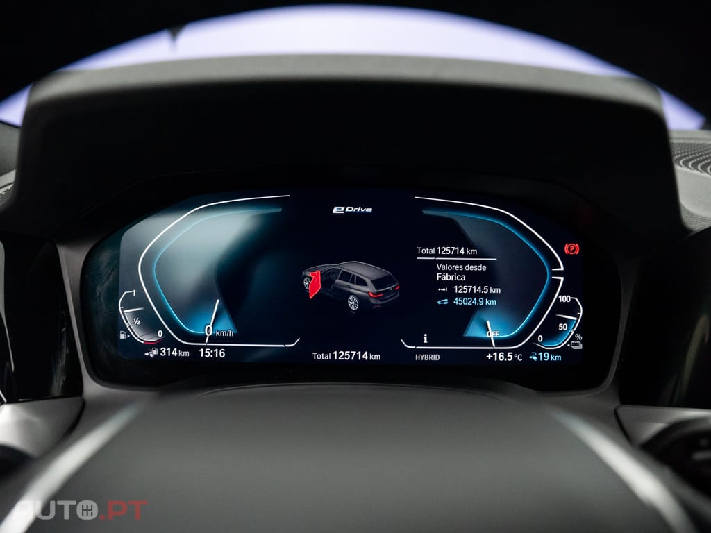 BMW 320 e Touring Corporate Edition Auto