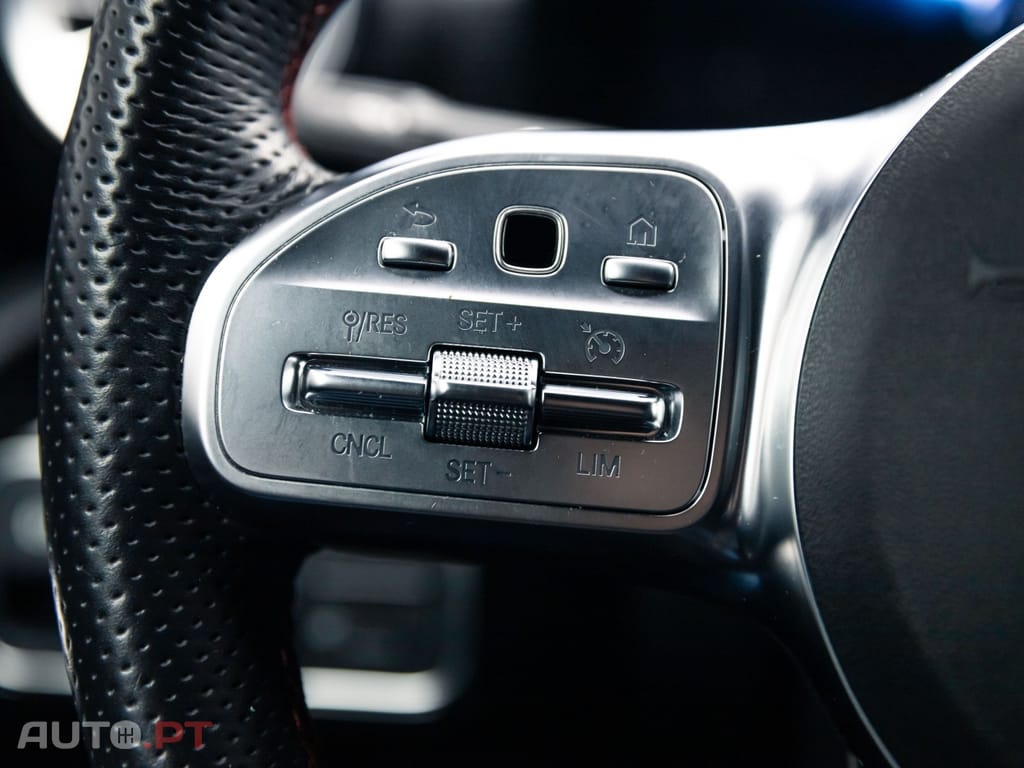 Mercedes-Benz CLA 250 e 8G-DCT AMG Line