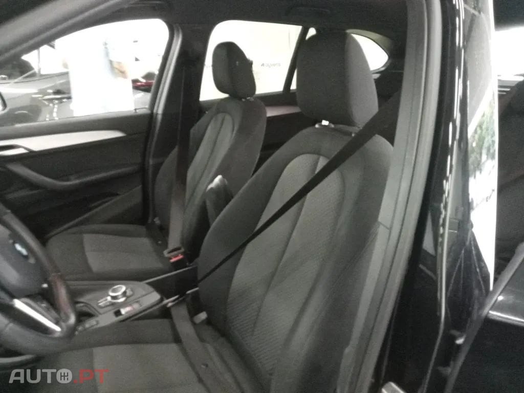 BMW X1 25 e xDrive Corporate Edition