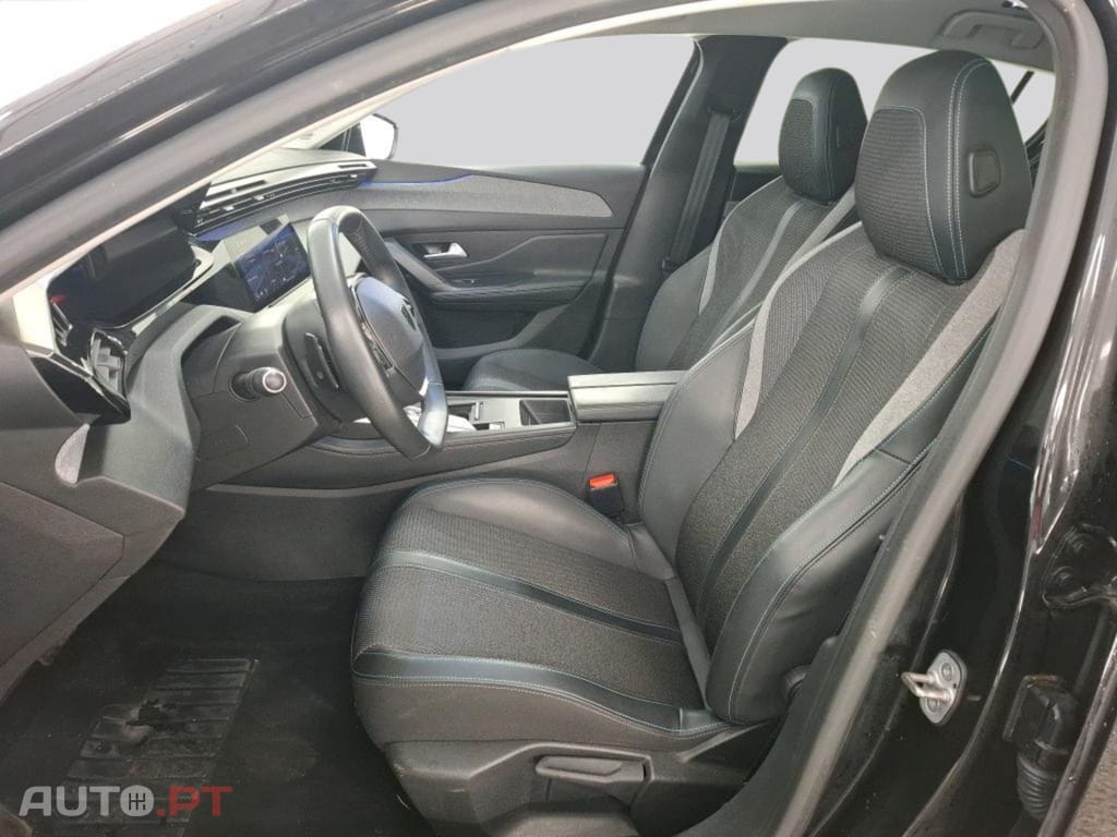 Peugeot 308 1.2 PureTech Allure EAT8