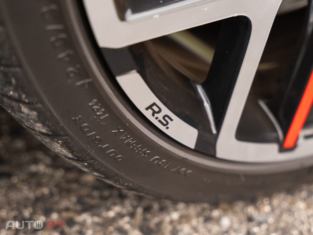 Renault Mégane TCe 300 GPF EDC R.S. TROPHY