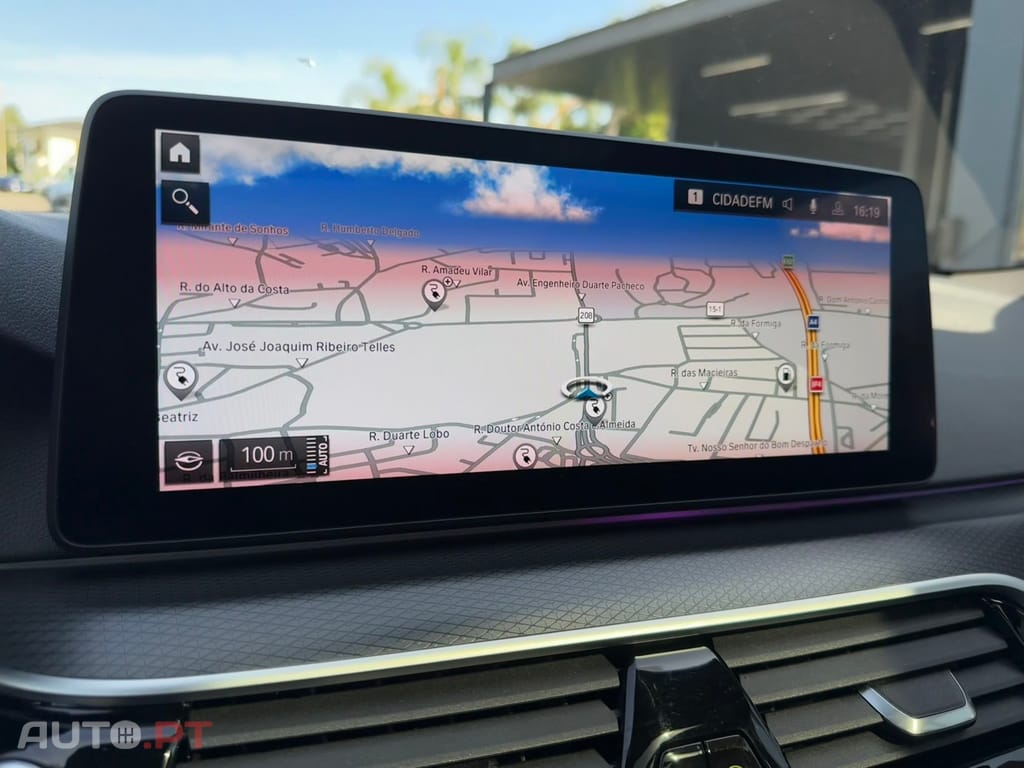 BMW 530 e Pack Desportivo M