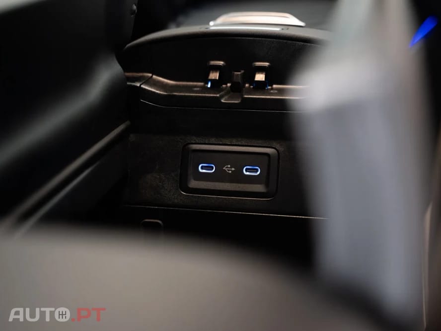 Mercedes-Benz E 300 9G-TRONIC AMG Line