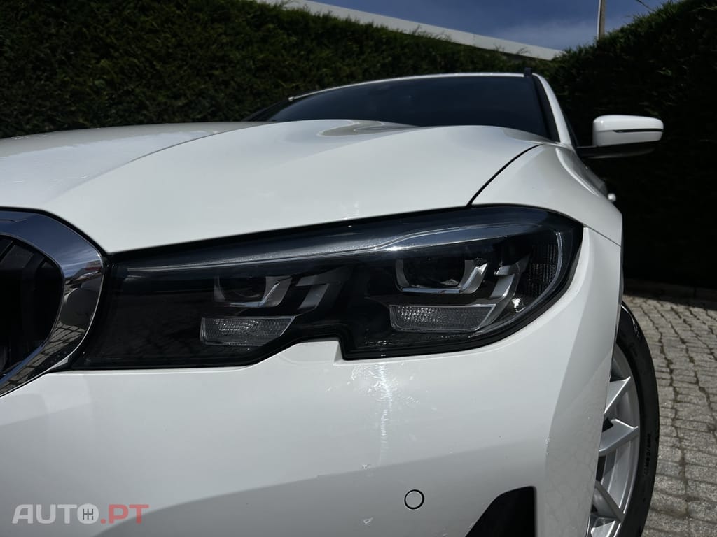 BMW 320 e Touring Line Luxury Auto