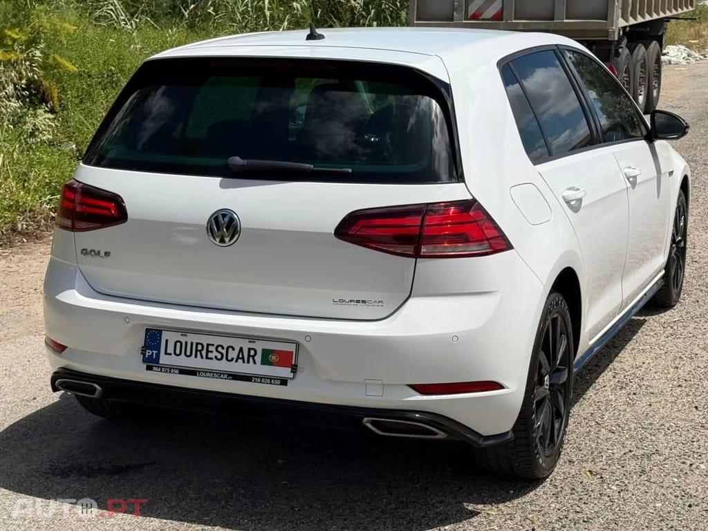 Volkswagen Golf 1.0 TSI R-Line
