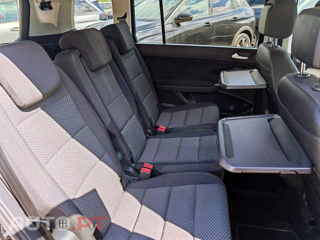 Volkswagen Touran 2.0 TDI Confortline DSG