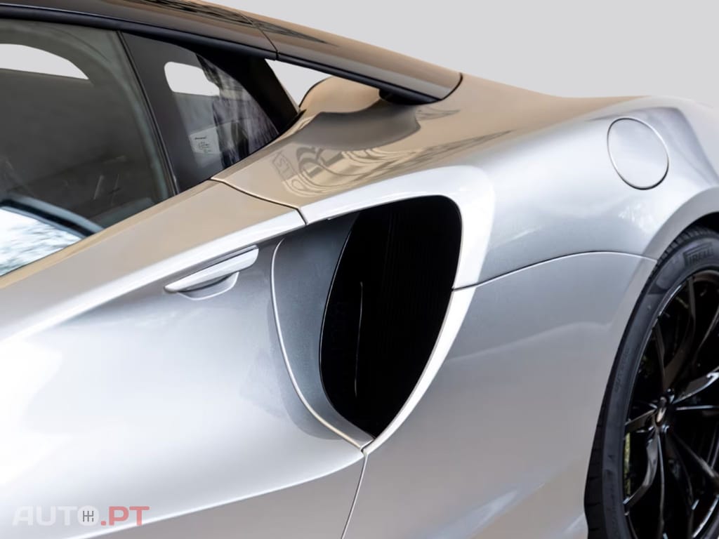 McLaren Artura I.V.A DEDUTIVEL Coupe