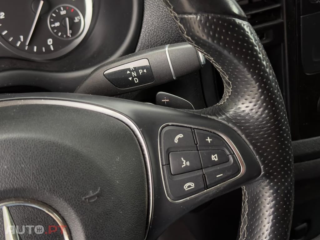 Mercedes-Benz Vito 9 LUGARES