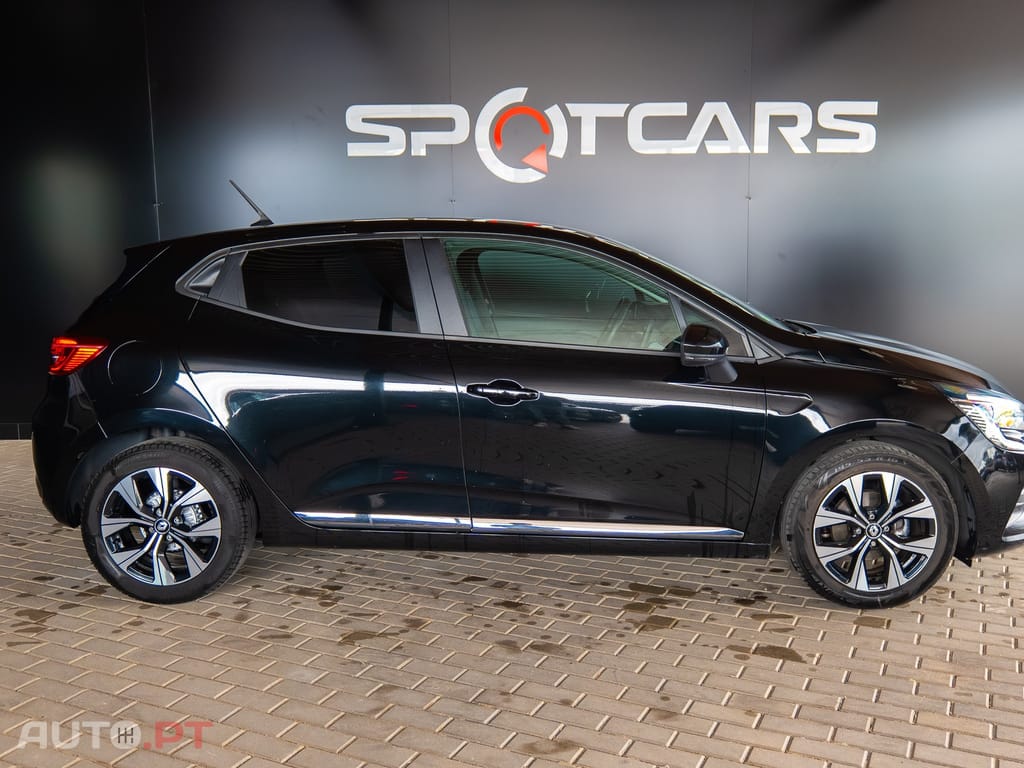Renault Clio 1.0 TCe Techno Bi-Fuel
