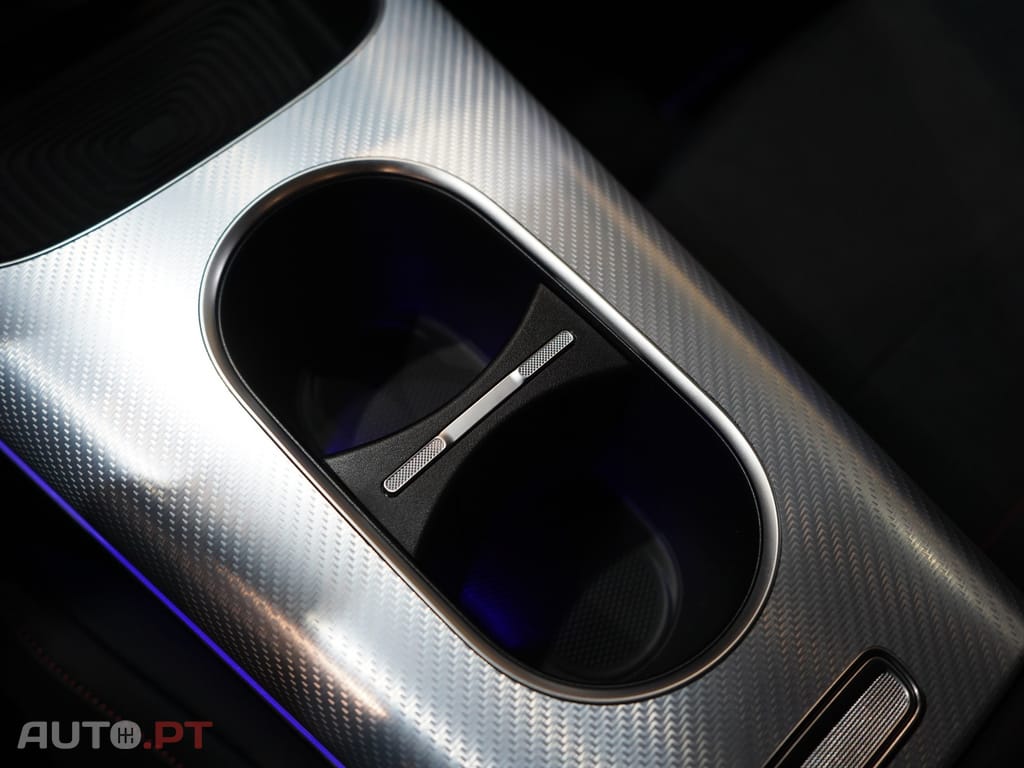 Mercedes-Benz CLA 250 com tecnologia EQ