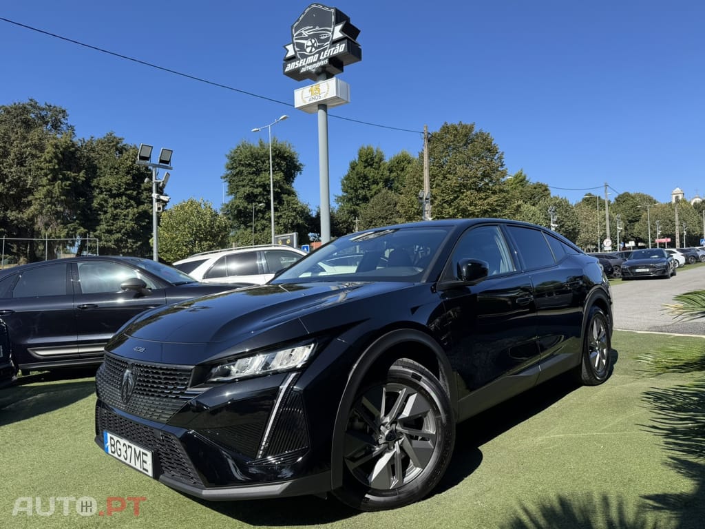 Peugeot 408 1.6 Hybrid Allure e-EAT8