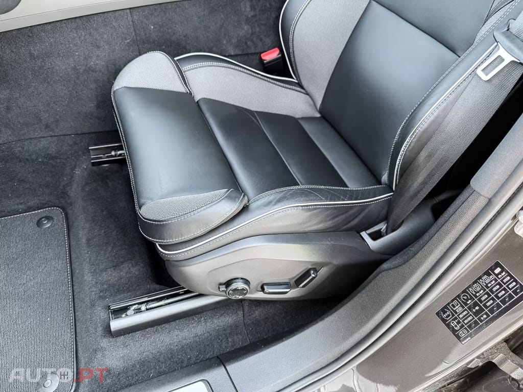 Volvo XC60 T8 AWD  I.V.A DEDUTIVEL