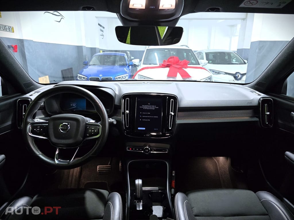 Volvo XC40 P8 AWD Recharge RDesign