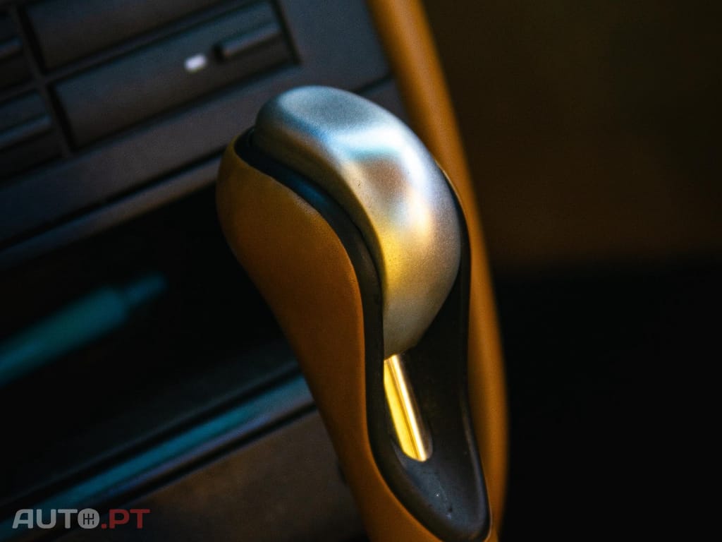 Porsche 911 Carrera