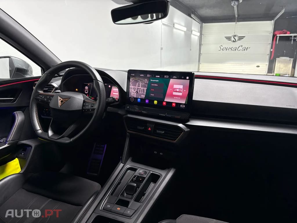 Cupra Leon 1.4 e-Hybrid MID DSG