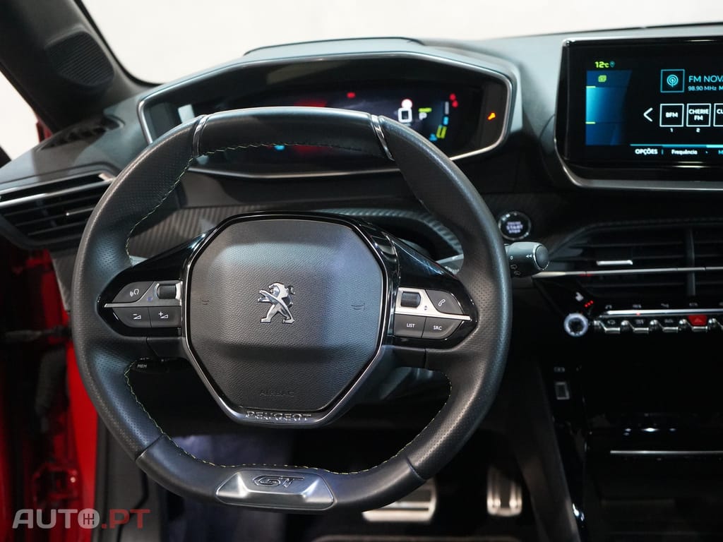 Peugeot E-208 50 kWh GT