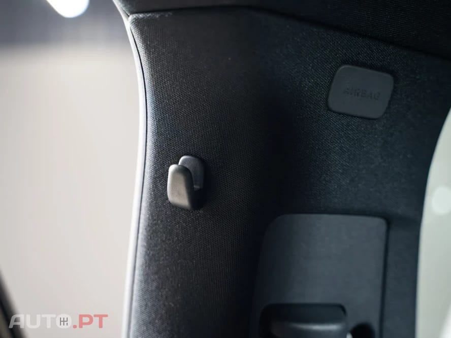 Mercedes-Benz E 300 9G-TRONIC AMG Line