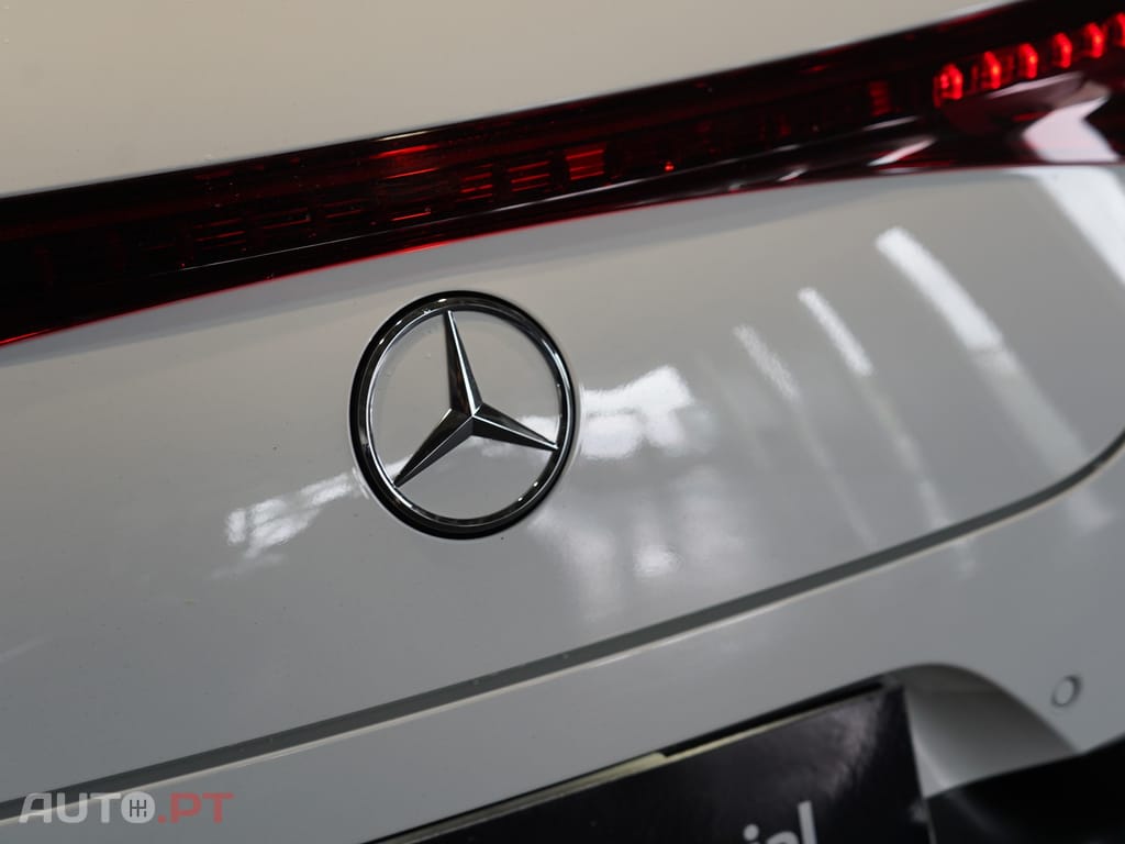 Mercedes-Benz CLA 250 com tecnologia EQ