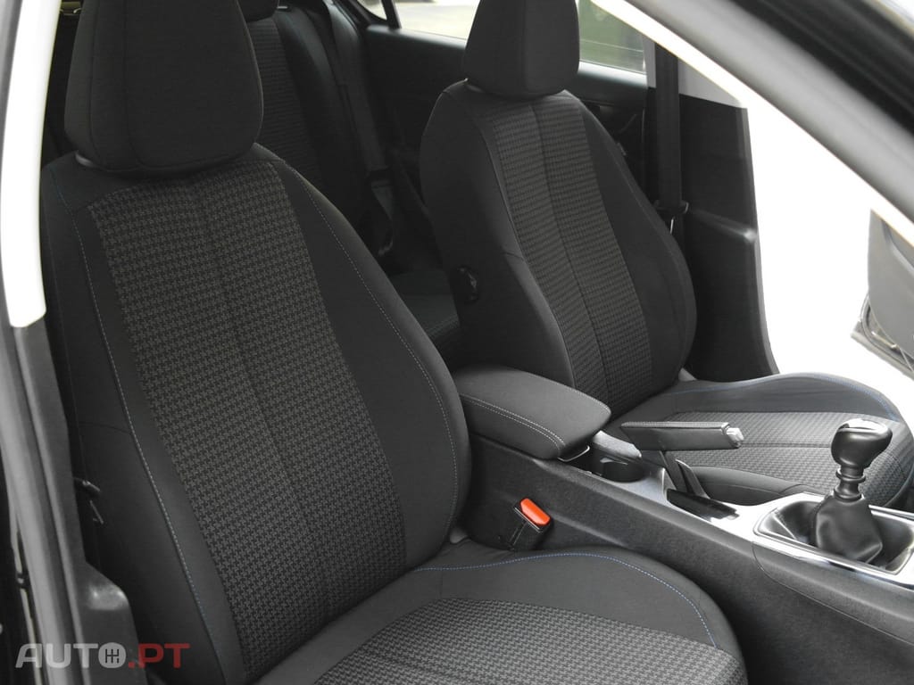 Peugeot 308 1.2 PureTech Style