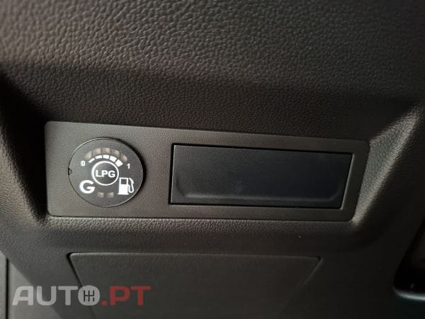 Renault Captur 1.0 TCe 100 Bi-Fuel techno