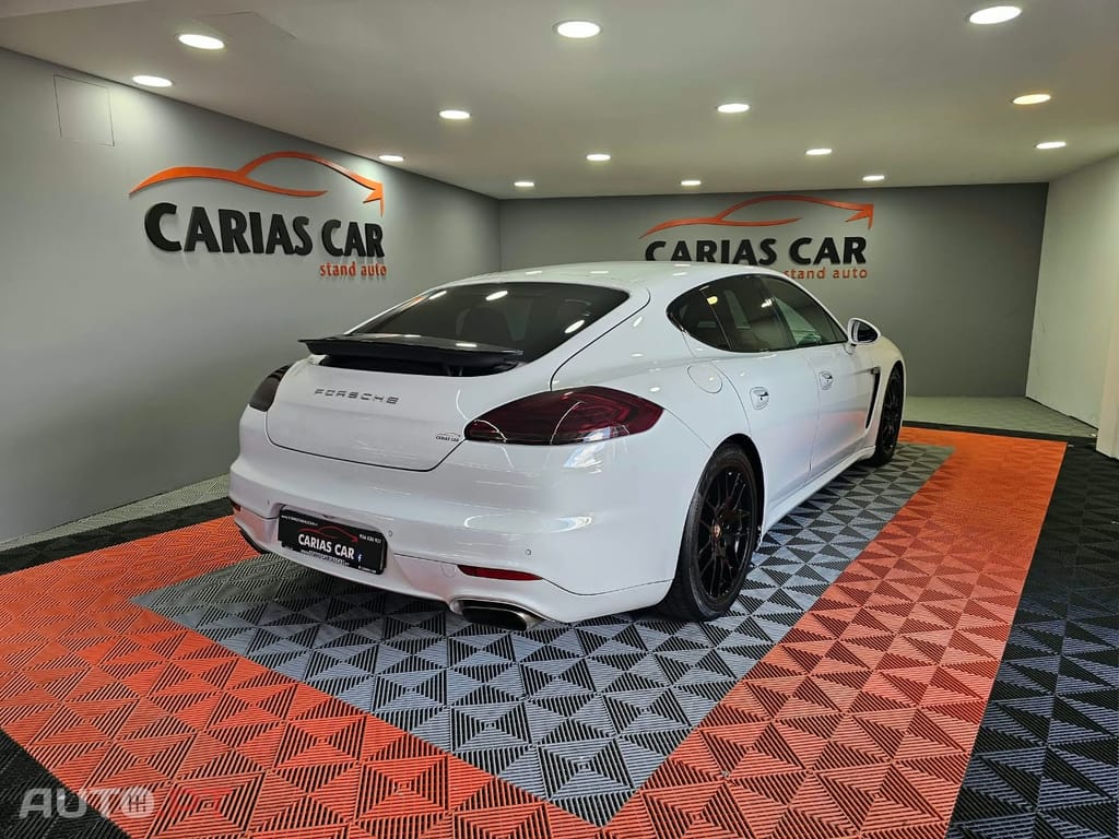 Porsche Panamera Platinium Edition