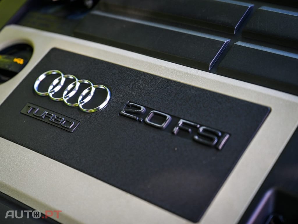 Audi TT 2.0 TFSi S-line S tronic