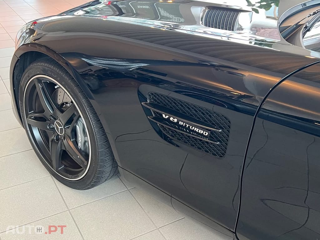 Mercedes-Benz AMG GT V8