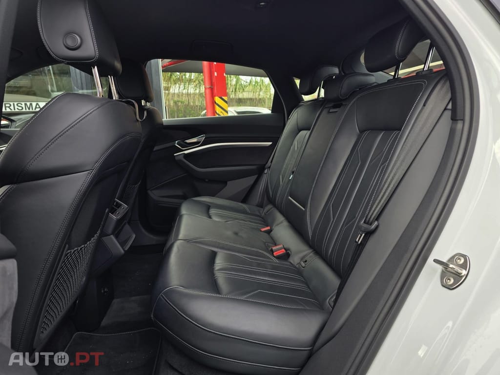 Audi E-Tron 55 quattro S line