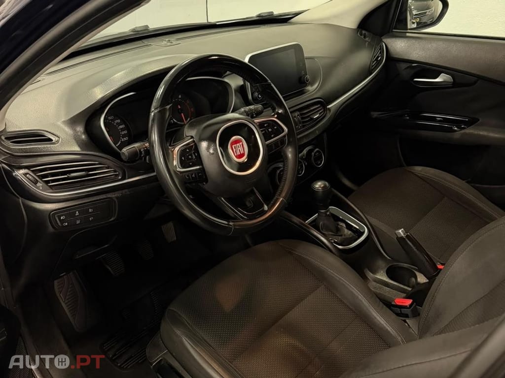 Fiat Tipo 1.3 M-Jet Lounge Tech J17