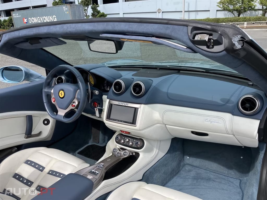 Ferrari California 4.3 V8