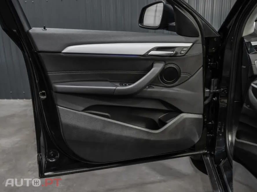BMW X2 18 i sDrive Auto