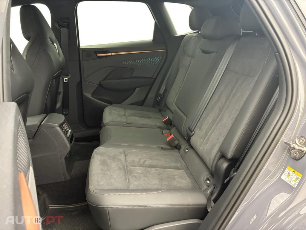 Cupra Terramar 1.5 e-Hybrid VZ DSG
