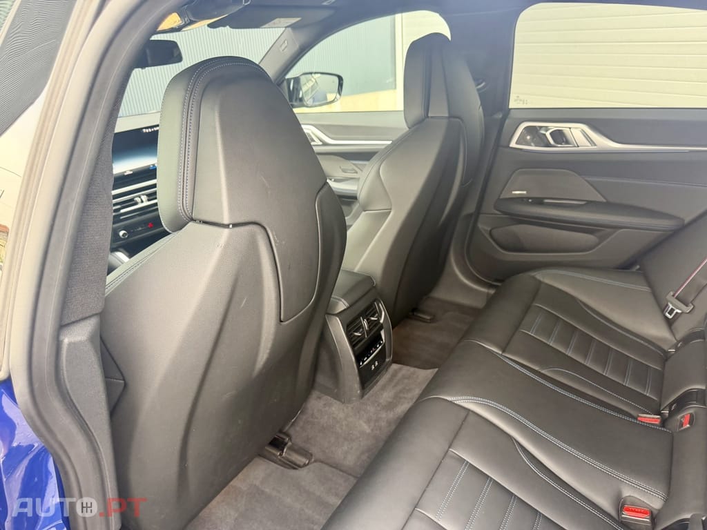 BMW i4 M50 Pack Desportivo M Pro — fotografia 29
