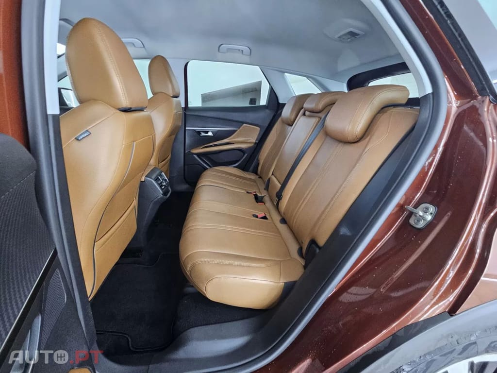 Peugeot 3008 1.6 BlueHDi Allure EAT6