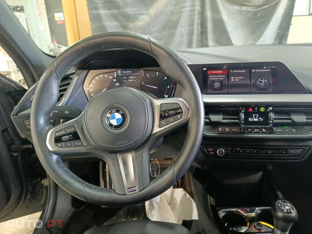 BMW 116 d Pack Desportivo M