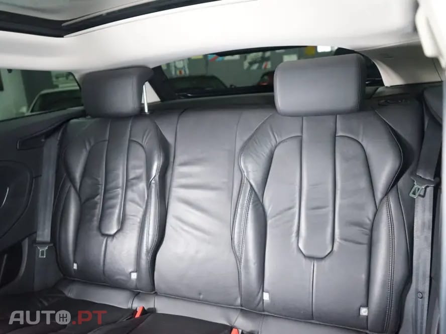 Land Rover Evoque 2.2 TD4 Prestige Auto